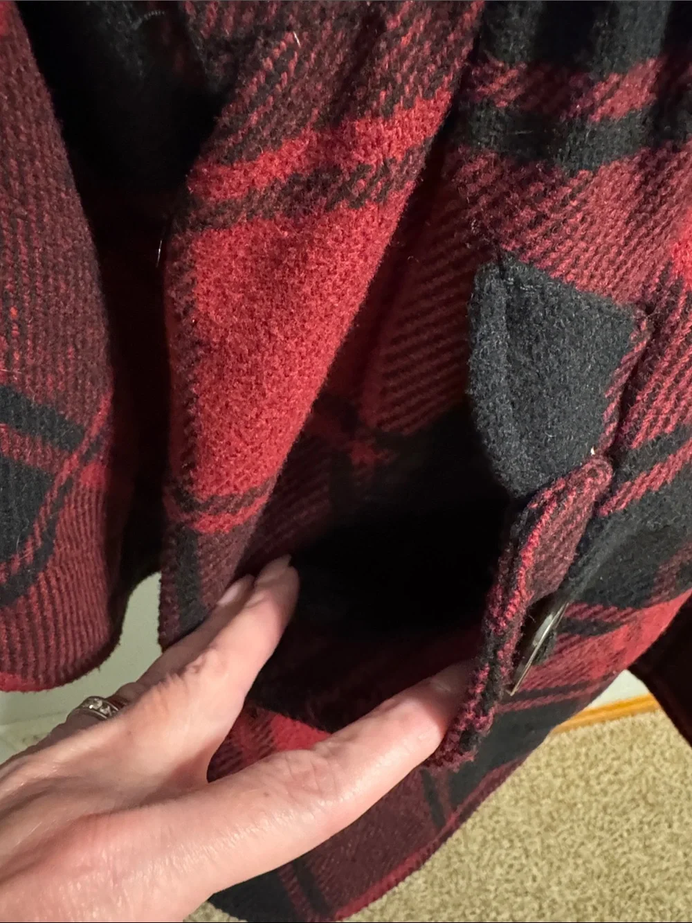 Jolt Red & Black Plaid Cape L